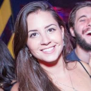 Meet your Posher, Gabriela